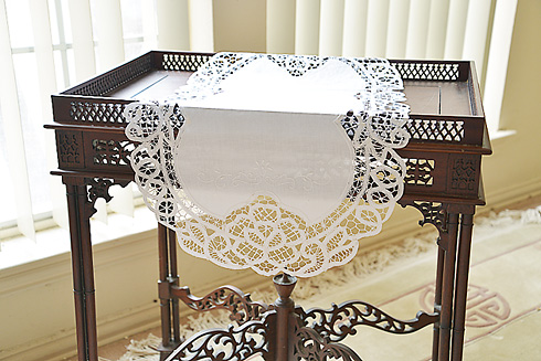 Oval Battenburg Lace Table Runner. 16"x72" White color